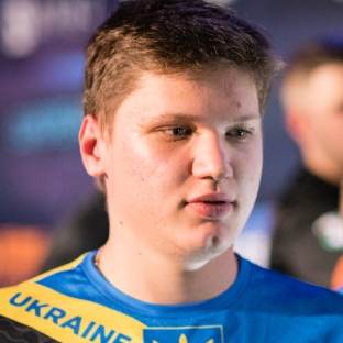 SYWJJ 的超级神剑魔斩杀四人， Darwin 的男枪表现惨淡， FunPlus Phoenix 横扫 Weibo Gaming