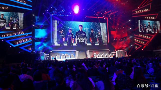 Xun ：对线都特别强，配合也都很好，所以会让我们赢游戏比较简单